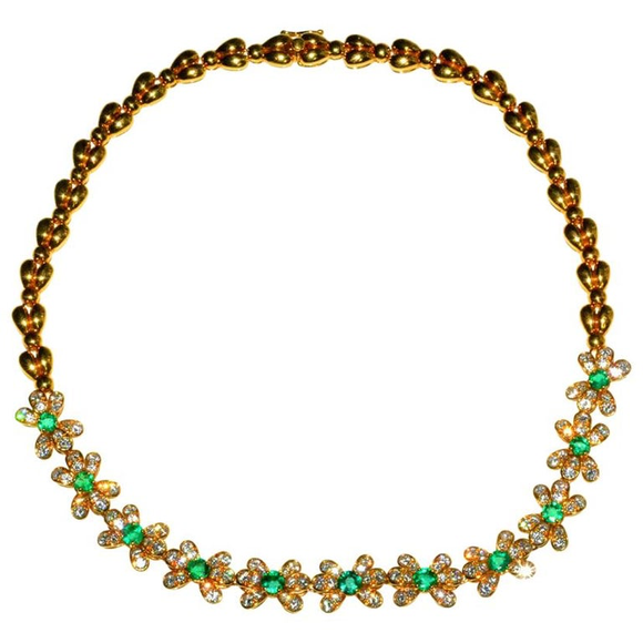 Classic VCA 18 Karat, Emerald and Diamond Necklace - Gem de la Gem